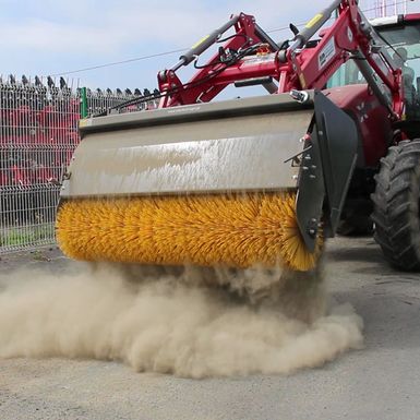 Balayeuse agricole adaptable sur tous tracteurs