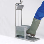Lave-botte complet inox avec 5 brosses de nettoyage et de dispositif d’ajout de produits désinfectants, KERBL