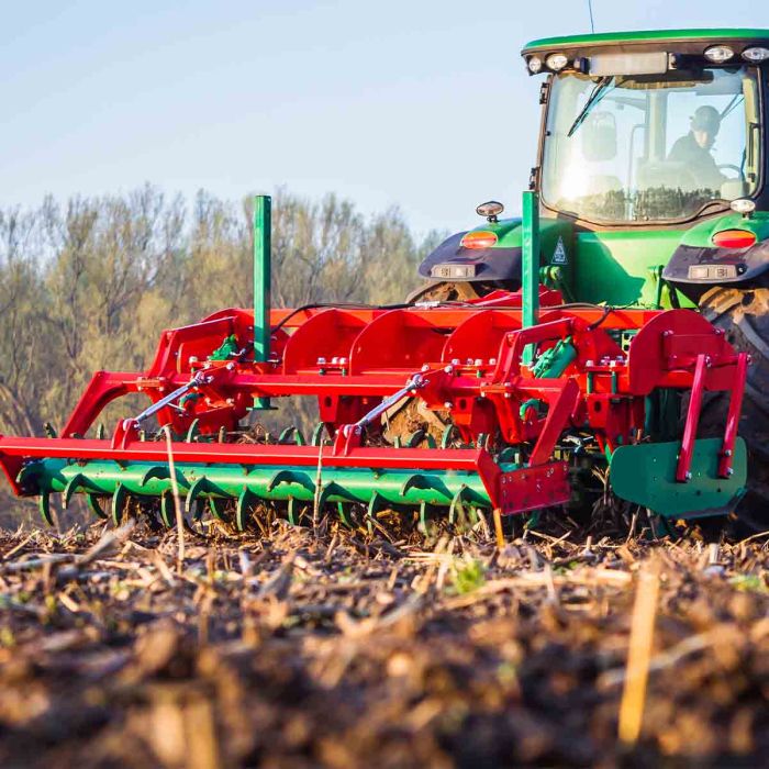 Décompacteur PD30 3.00 mètres, 5 à 7 dents droites, sécurité à boulons ou hydraulique, AGRO-MASZ