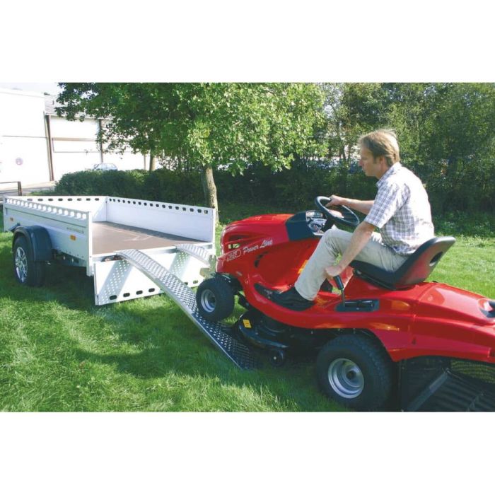 Jeu de 2 rampes aluminium incurvées charge 400kg, 2000x225x40mm, UNIVERSEL