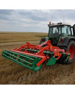 Déchaumeur à disques BT, 3.00 à 4.00 mètres fixe, disques Ø560mm type C, sécurité boudin caoutchouc Ø35x180mm et éclairage, AGRO-MASZ